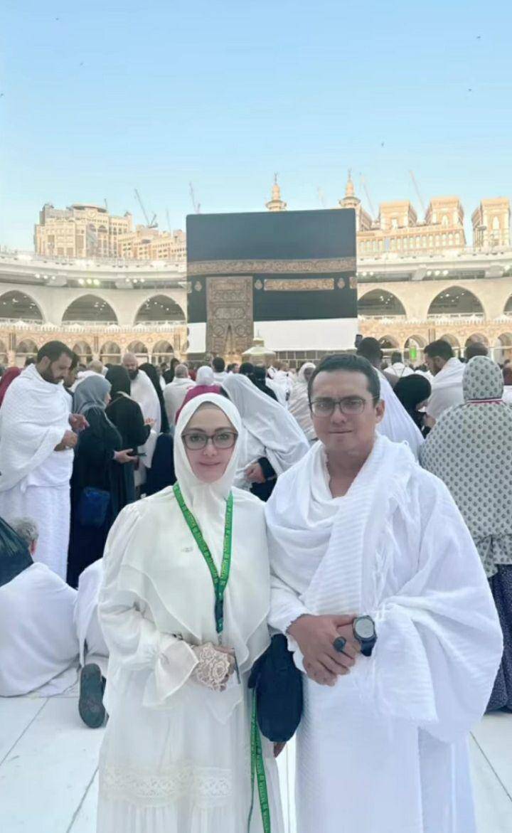 potret Eddies Adellia ibadah haji (instagram.com/eddiesadellia)