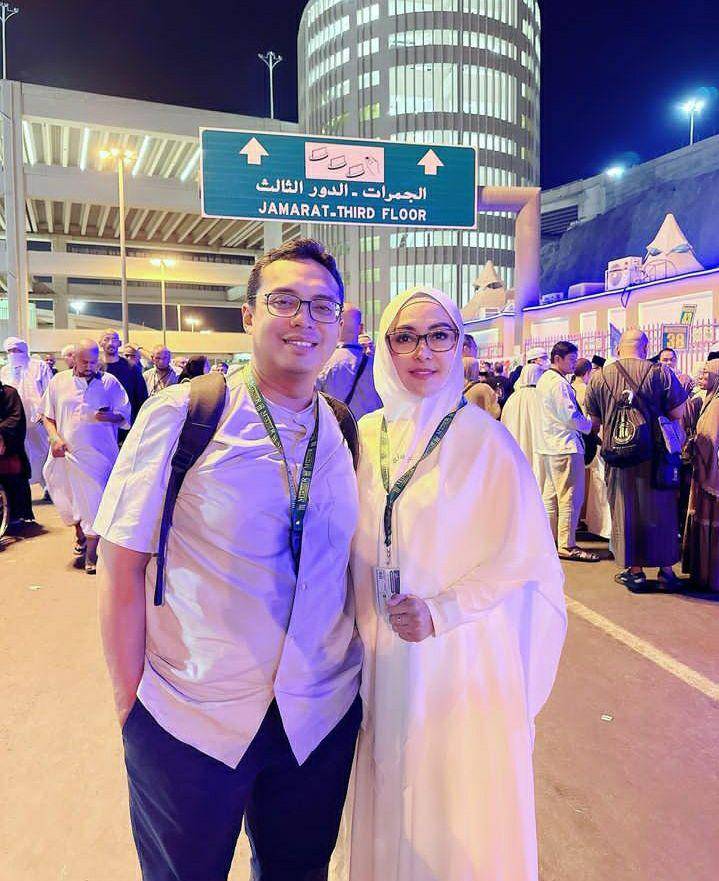 potret Eddies Adellia ibadah haji (instagram.com/eddiesadellia)