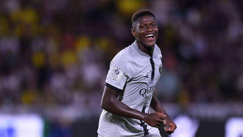 Nuno Mendes (psg.fr)