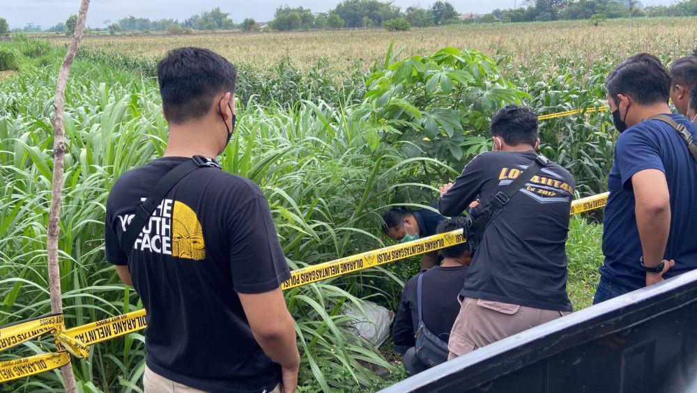 Mayat dalam karung yang ditemukan di Kediri. IDN Times/ istimewa