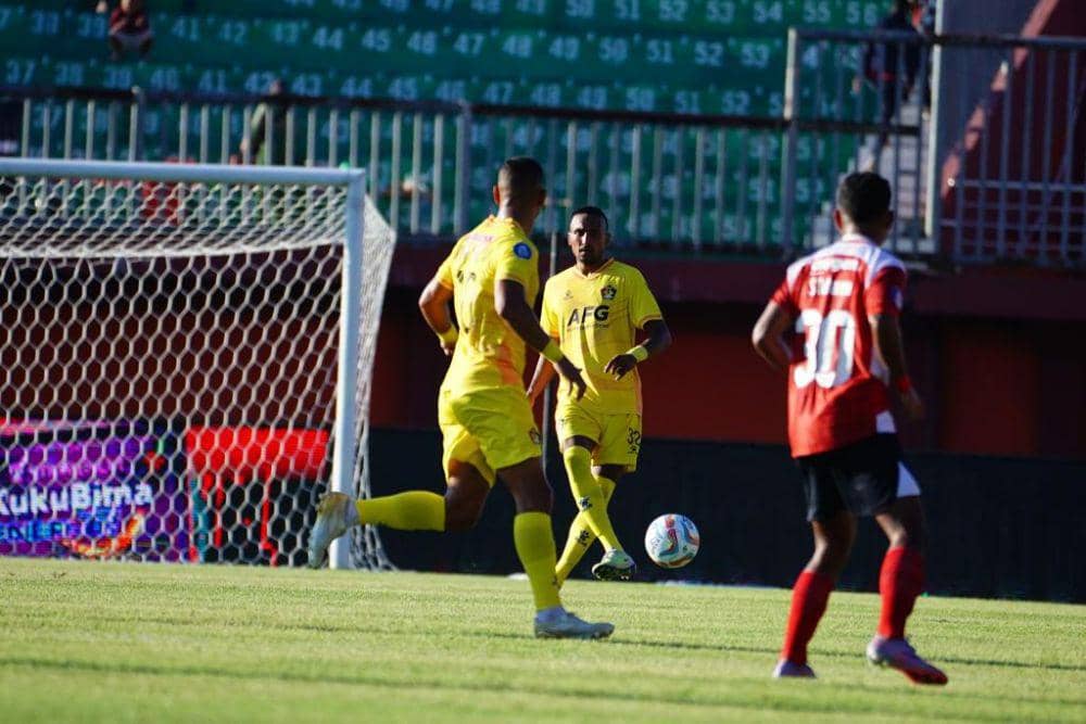 Pemain Persik Kediri saat melawan Madura United. IDN Times/ Media Offcicer Persik Kediri