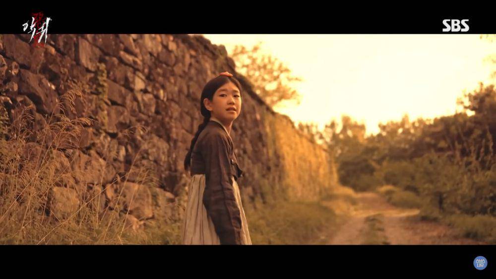 Lee Mokdan (Park So Yi) di drakor Revenant (Dok. SBS Now/Revenant)