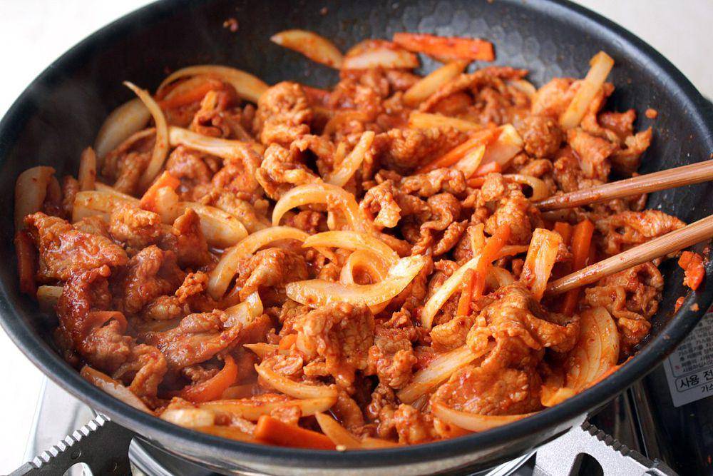 ilustrasi bulgogi (commons.m.wikimedia.org/Chloe Kim)
