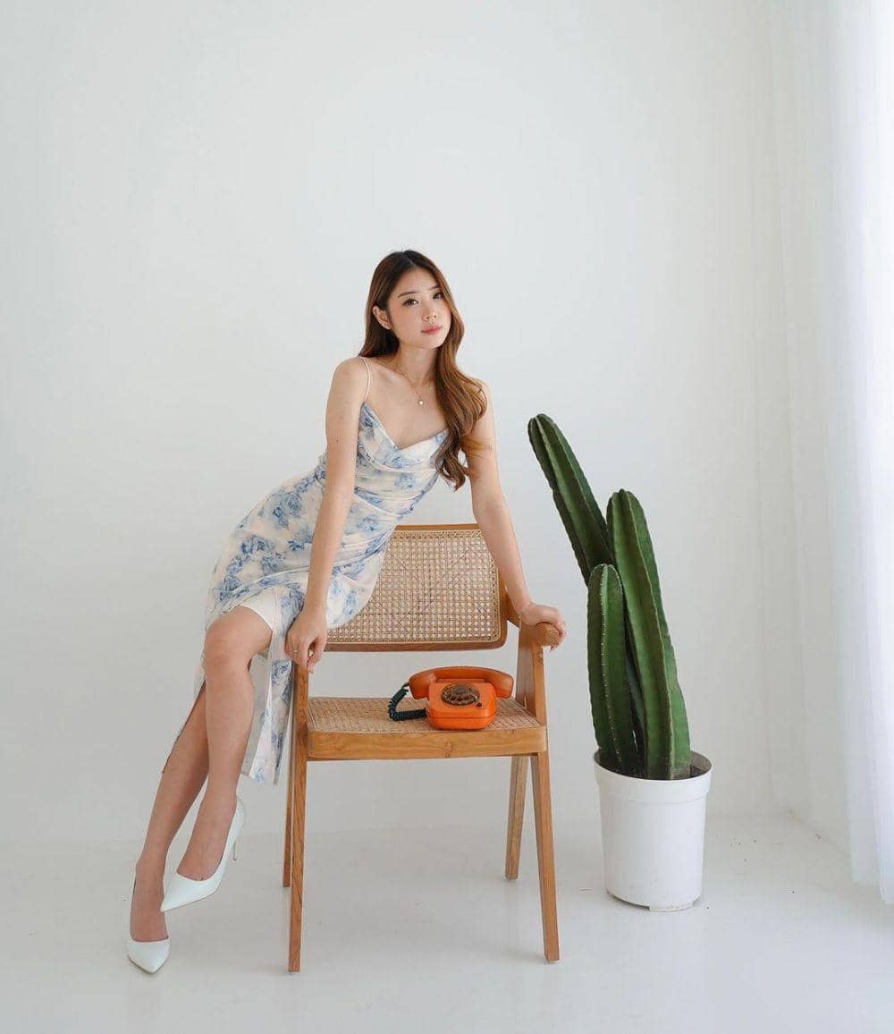 Style pesta ala Nesya Rhenata. (instagram.com/nesyarhenata)