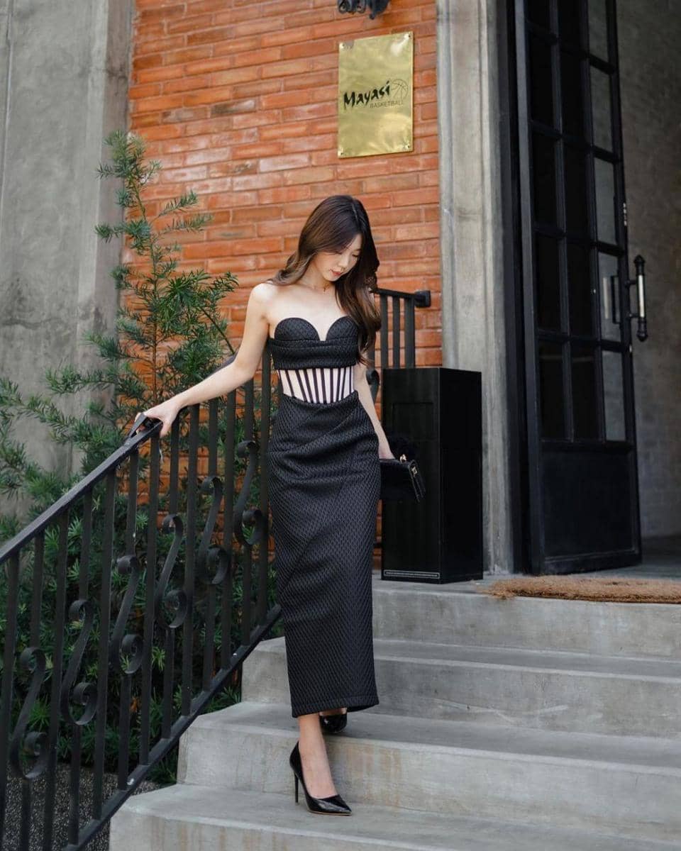 Style pesta ala Nesya Rhenata. (instagram.com/nesyarhenata)