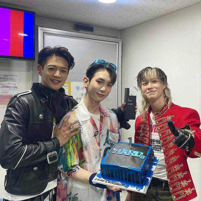 foto grup SHINee: Minho (kiri), Key (tengah), Taemin (kanan) (instagram.com/shinee)