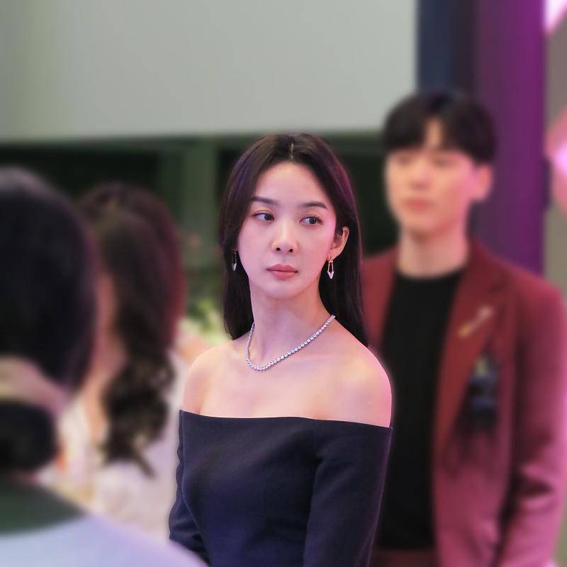 Lee Chung Ah di balik layar Celebrity (naver.com/JWideCompany)