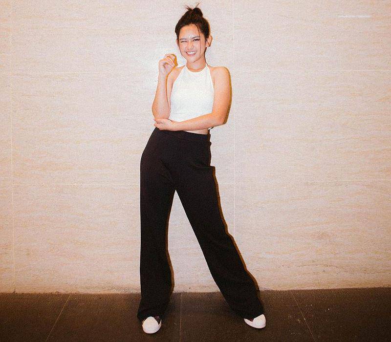 Outfit casual ala Ziva Magnolya (instagram.com/zivamagnolya)