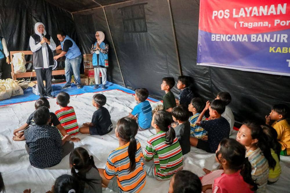 Pemprov Bantu 1080 Warga Terdampak Banjir Lahar Dingin Semeru