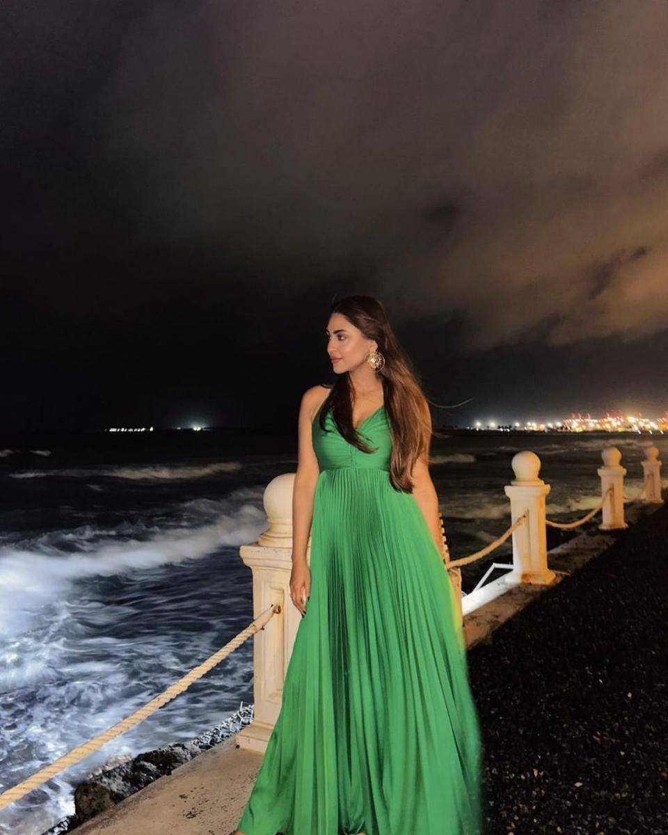 Krystle D'Souza (instagram.com/krystledsouza)