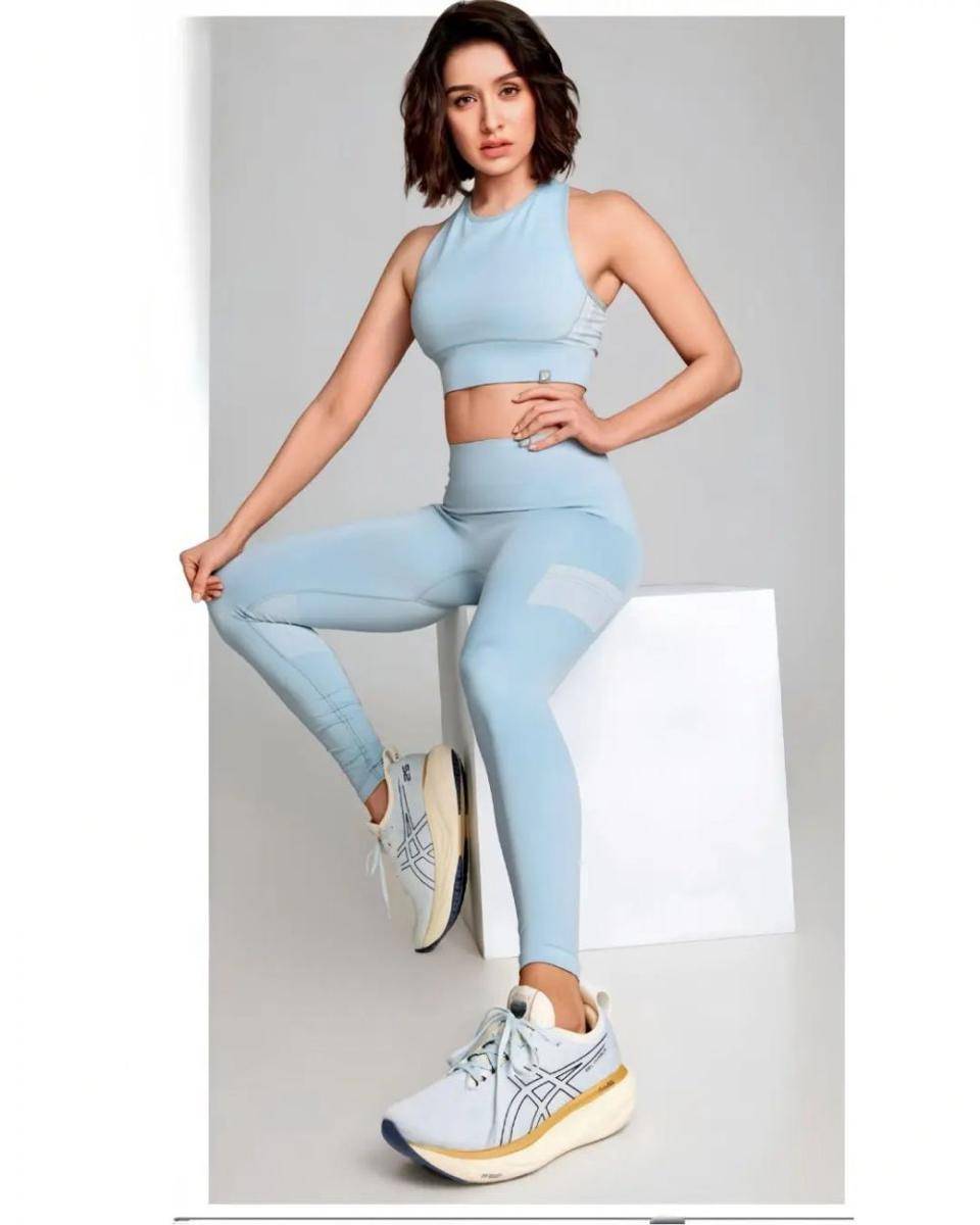 Shraddha Kapoor (instagram.com/shraddha___shruti)