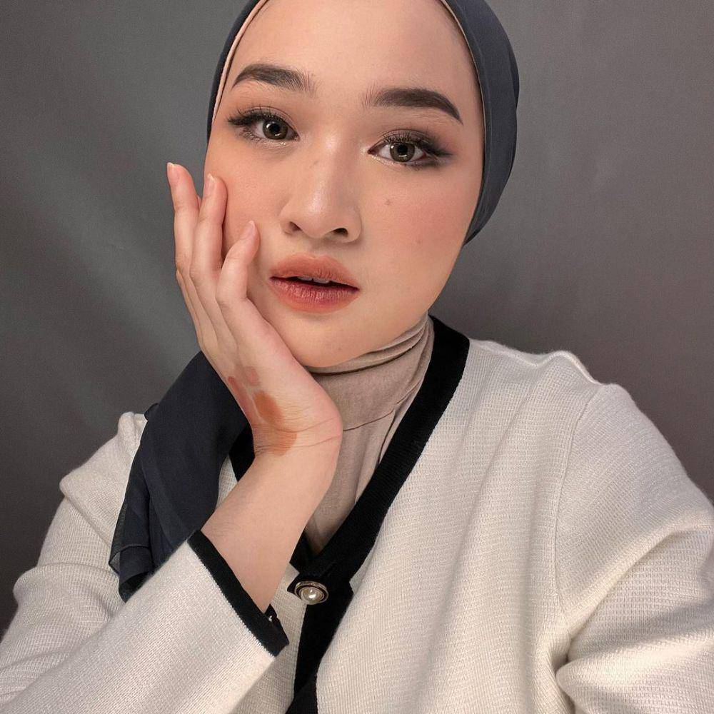 Inspirasi Makeup ala Kiara Leswara (instagram.com/kiaraleswara)