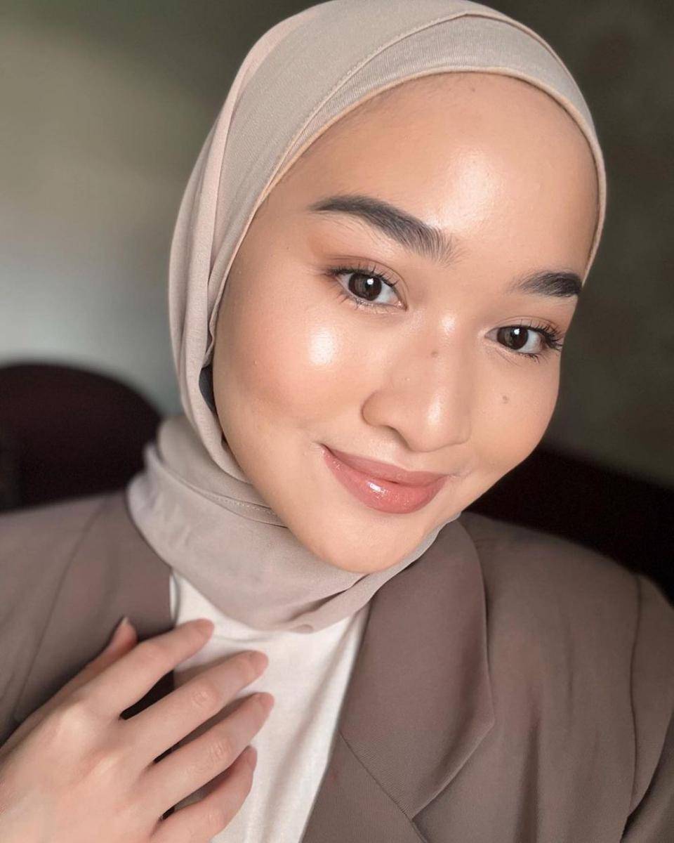 Inspirasi Makeup ala Kiara Leswara (instagram.com/kiaraleswara)