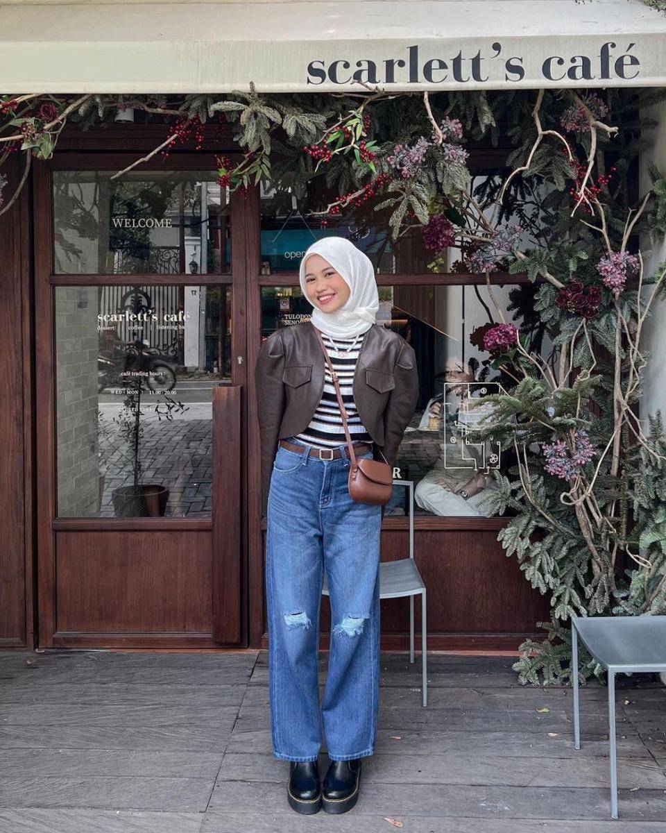 Inspirasi OOTD untuk konser We The Fest (WTF) 2023 (instagram.com/queenarths)