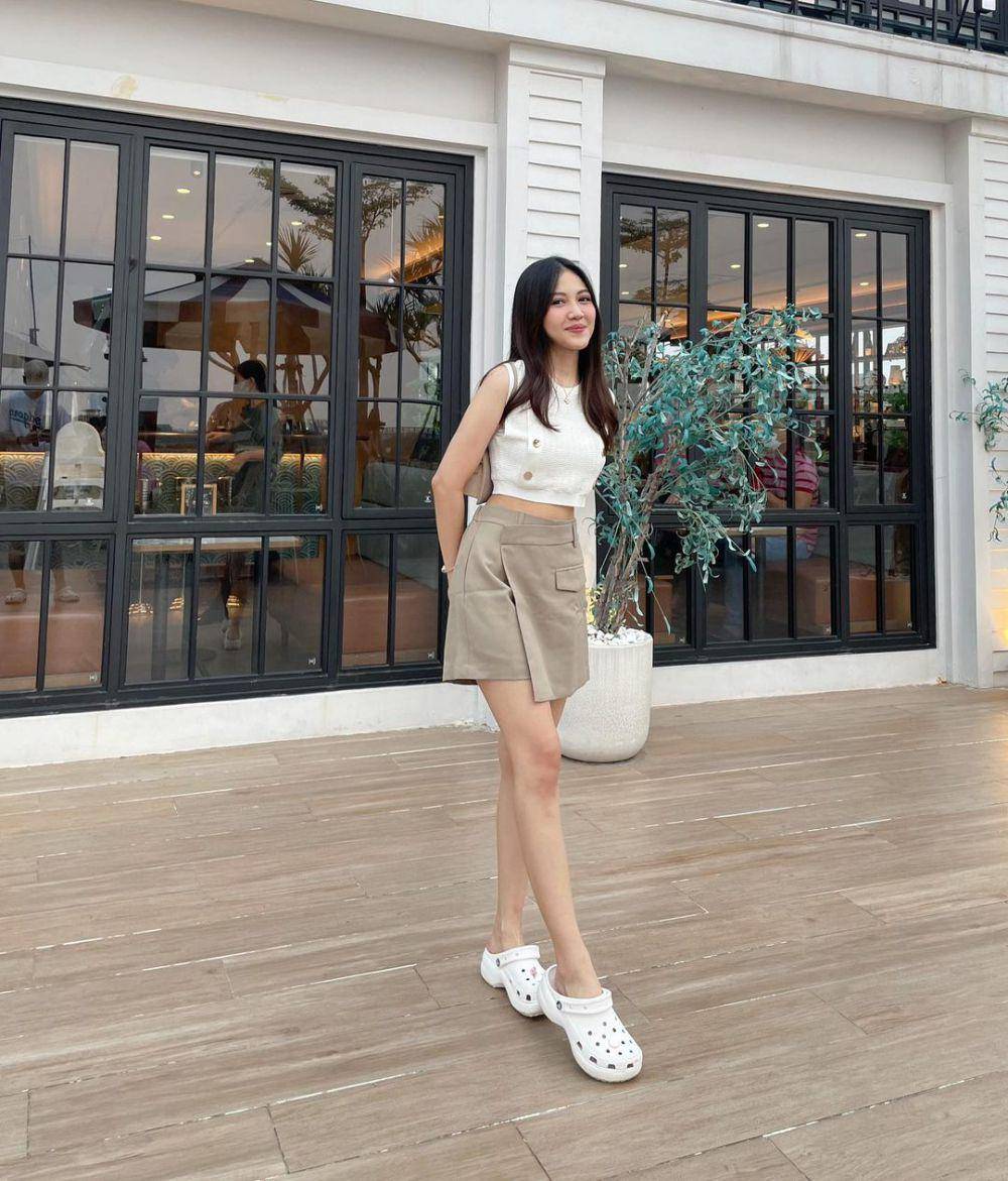 Ide OOTD Kencan ala Shasa Zhania (Instagram.com/shazhaniaa)