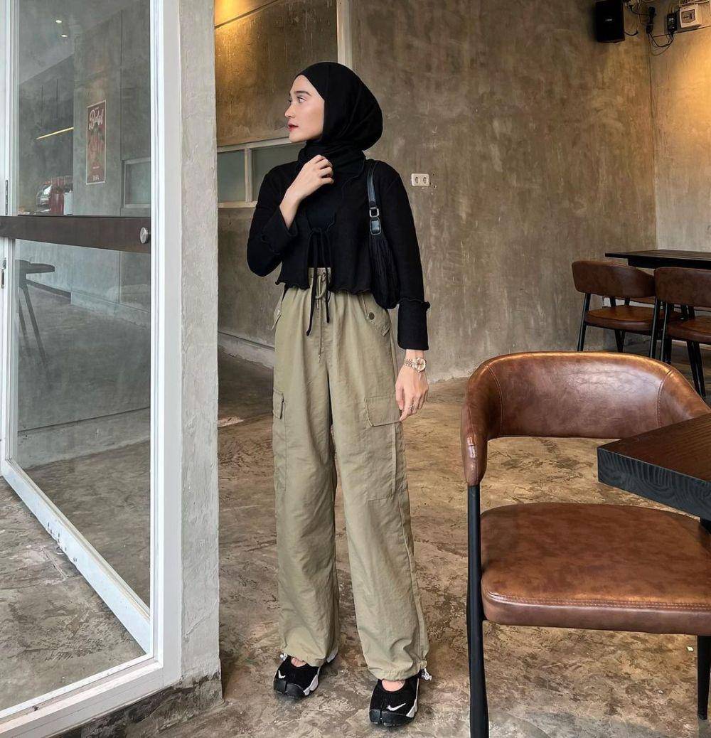 Inspirasi outfit untuk konser Taeyeon 2023 (instagram.com/cutindahsundari)