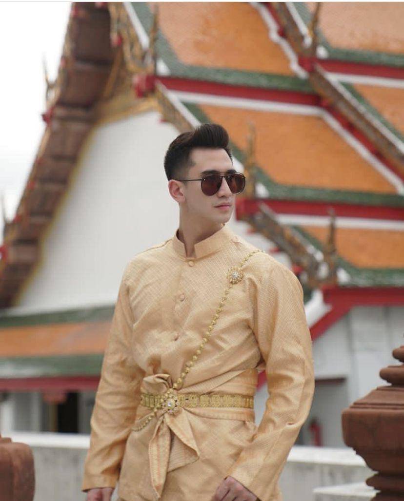 potret Verrel Bramasta pakai baju tradisional Thailand (Instagram.com/bramastavrl)