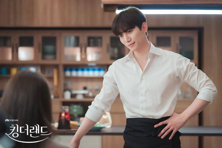 Junho 2PM di drakor King the Land (dok. JTBC/King the Land)