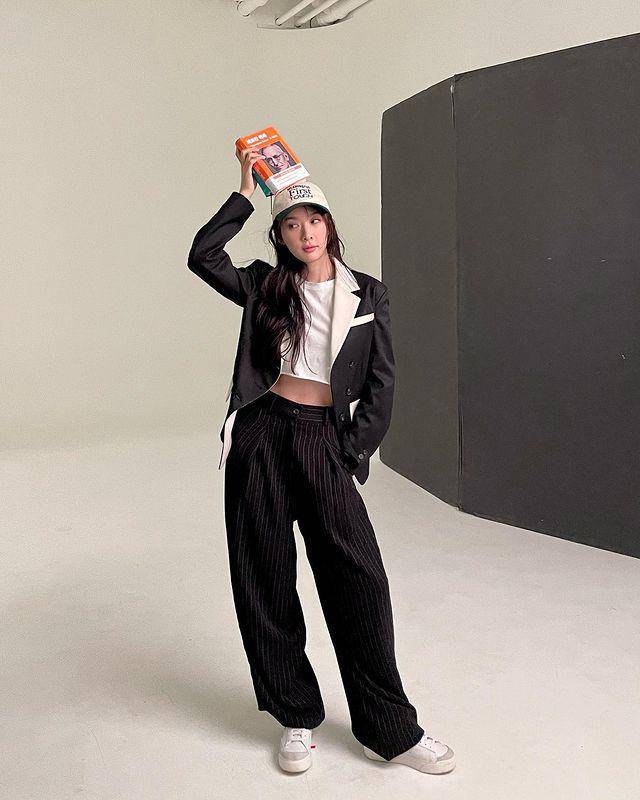 Lee Chung Ah (instagram.com/leechungah)