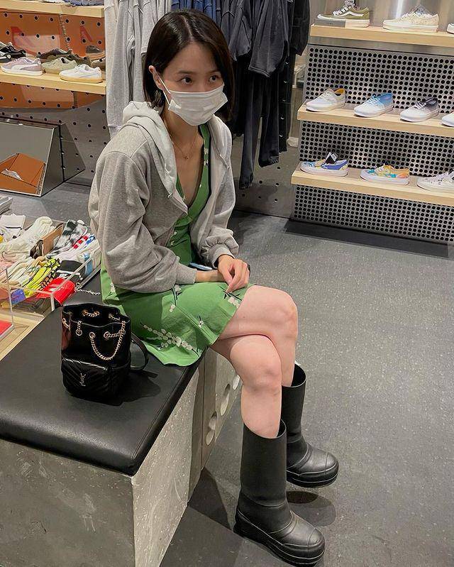 Park Gyu Young (instagram.com/lavieenbluu)