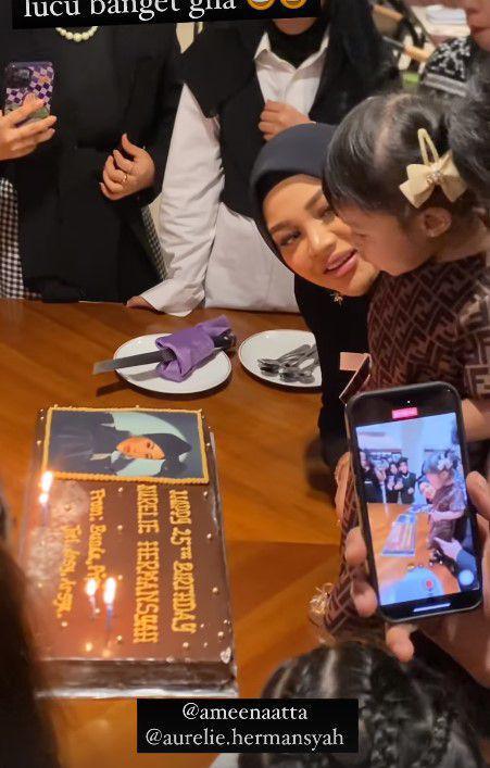 kejutan ulang tahun Aurel (Instagram.com/genhalilintar)