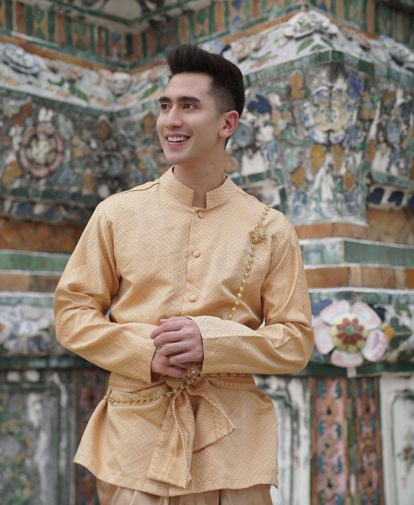 potret Verrel Bramasta pakai baju tradisional Thailand (Instagram.com/bramastavrl)