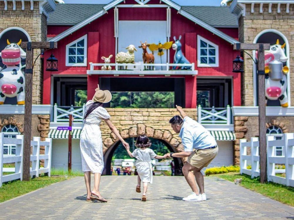 5 Tempat Wisata Kekinian ala Eropa di Bogor, Ramah Anak Banget!