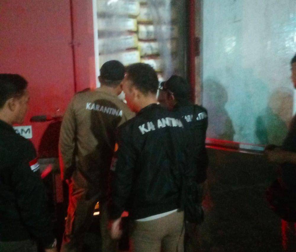 Penahanan 4,7 ton daging dan jeroan Balai Karantina Pertanian Lampung di Pelabuhan Bakauheni. (DOK. Karantina Lampung).