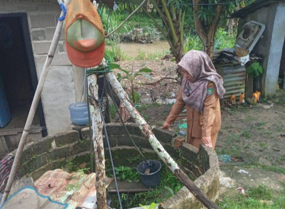 Usai Cemari Sungai Kelekar, Minyak Pertamina Merembet ke Sumur Warga