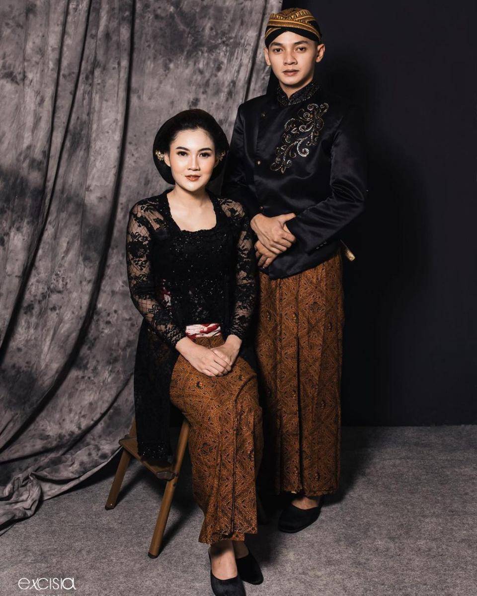 potret Nella Kharisma dan suami (instagram.com/nellakharisma)