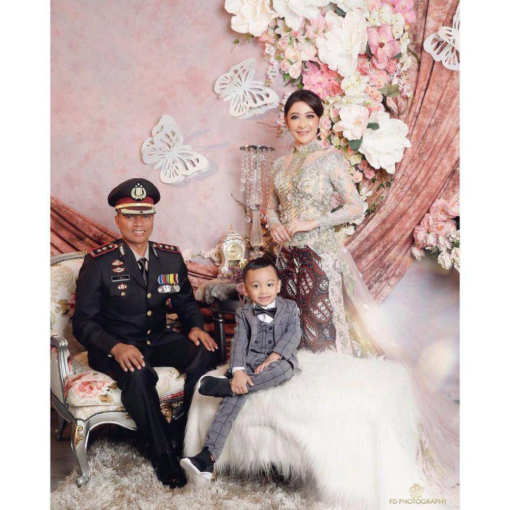 potret keluarga Uut Permatasari (instagram.com/uutpermatasari)