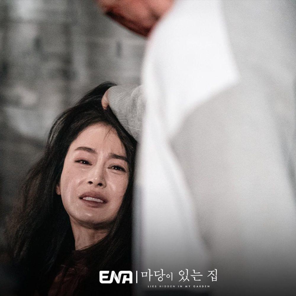 7 Scene Menyayat Hati di Ending Lies Hidden in My Garden, Nyesek!