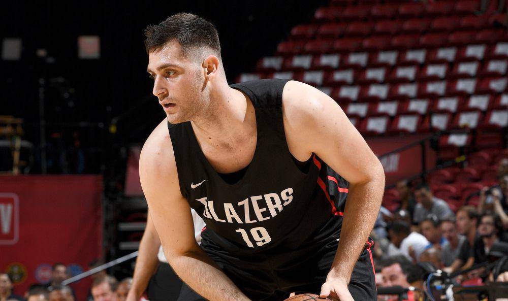 Georgios Papagiannis saat berseragam Portland Trail Blazers. (nba.com)