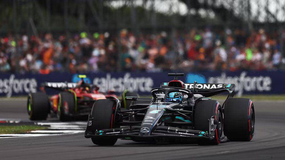 George Russell saat menjalani balapan Formula 1 GP Inggris 2023. (formula1.com)