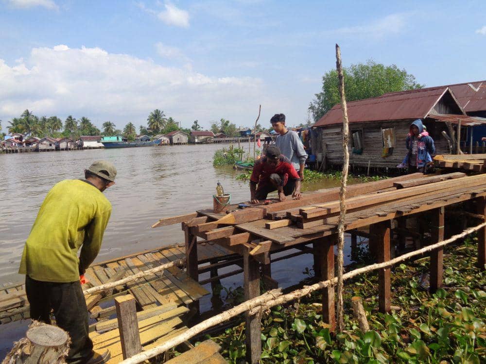 Banjarmasin Perbaiki Jalan Titian Baru di Pulau Bromo yang Rusak