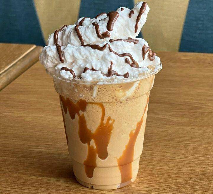 ilustrasi caramel macchiato (instagram.com/caffeina.jo)