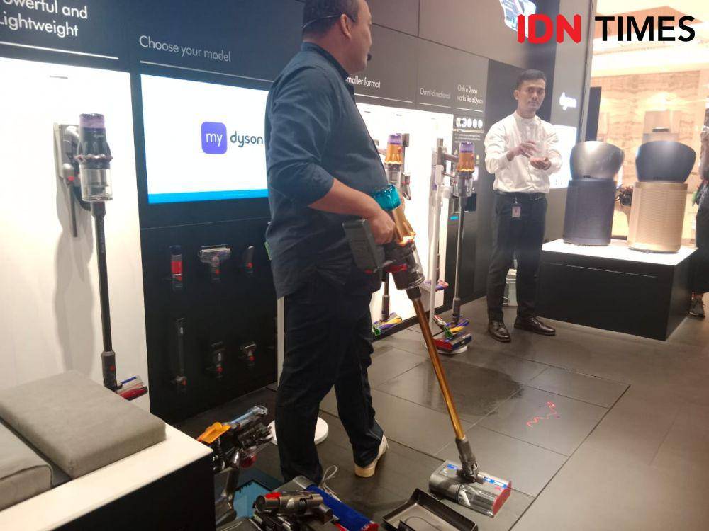 Launching 3 produk Dyson di Dyson Store Pondok Indah Mall 3 pada Rabu (12/7/2023). IDN Times/Adyaning Raras