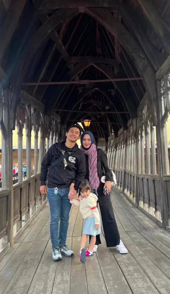 Liburan keluarga Ardit Erwandha ke Eropa (instagram.com/suciasmarani)