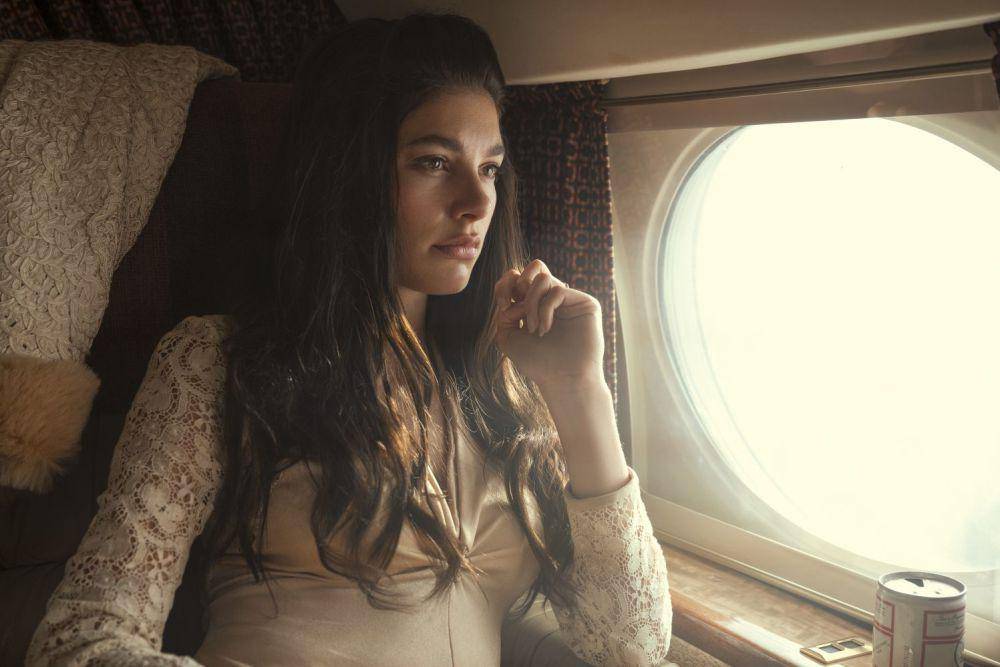 Camila Morrone dalam serial Daisy Jones and the Six (dok. Amazon Studios/Daisy Jones and the Six)