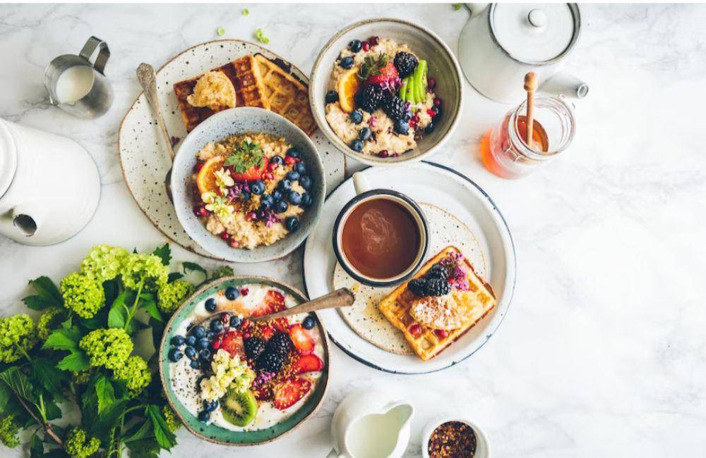Ilustrasi makanan(unsplash.com/@brookelark)