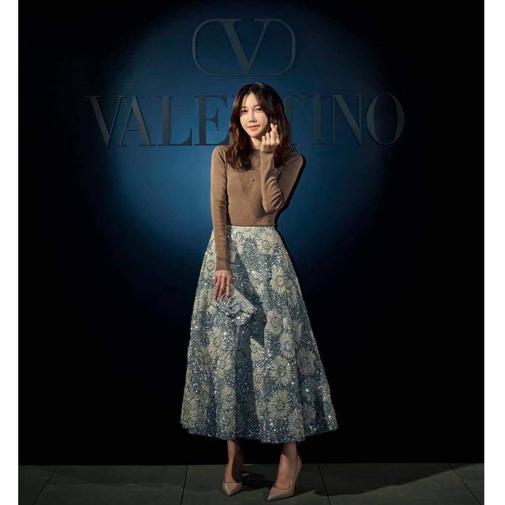 Lee Ji Ah (instagram.com/e.jiah)