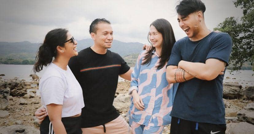 Krisjiana Baharudin saat shooting di NTT (instagram.com/tashasiahaan)