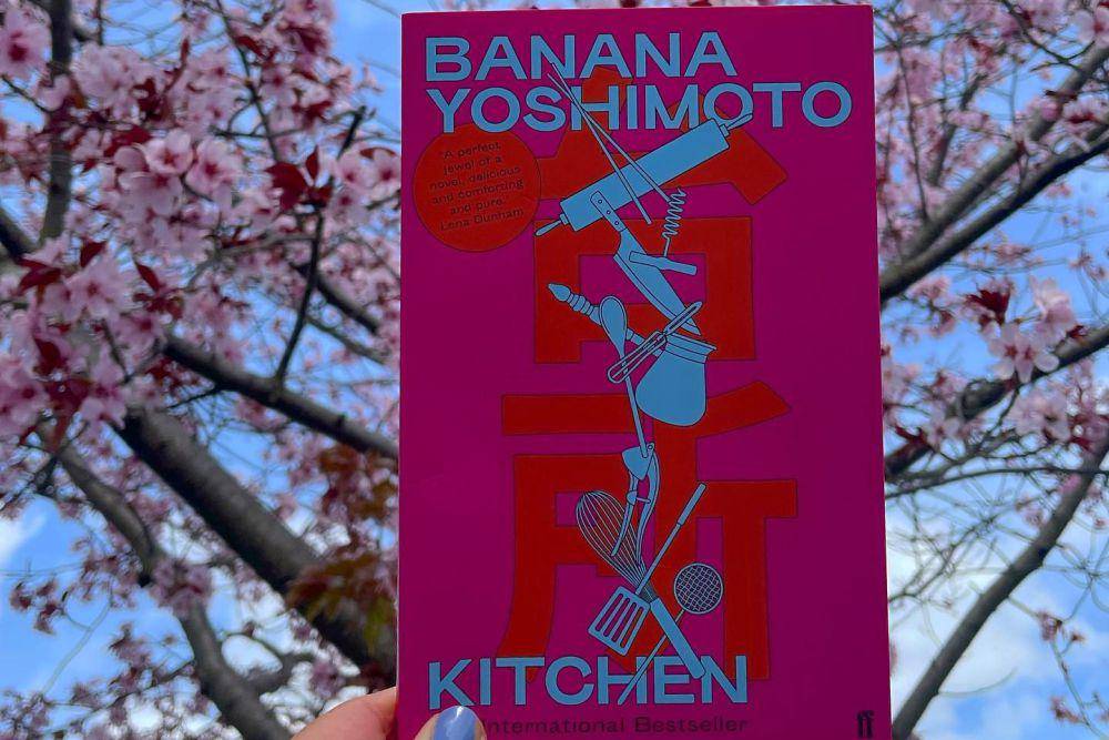 Kitchen karya Banana Yoshimoto (instagram.com/faberbooks)