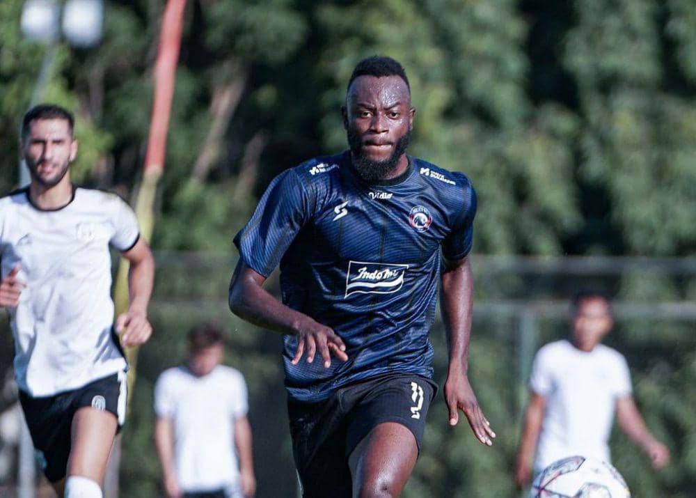Charles Lokolingoy (instagram.com/aremafcofficial)
