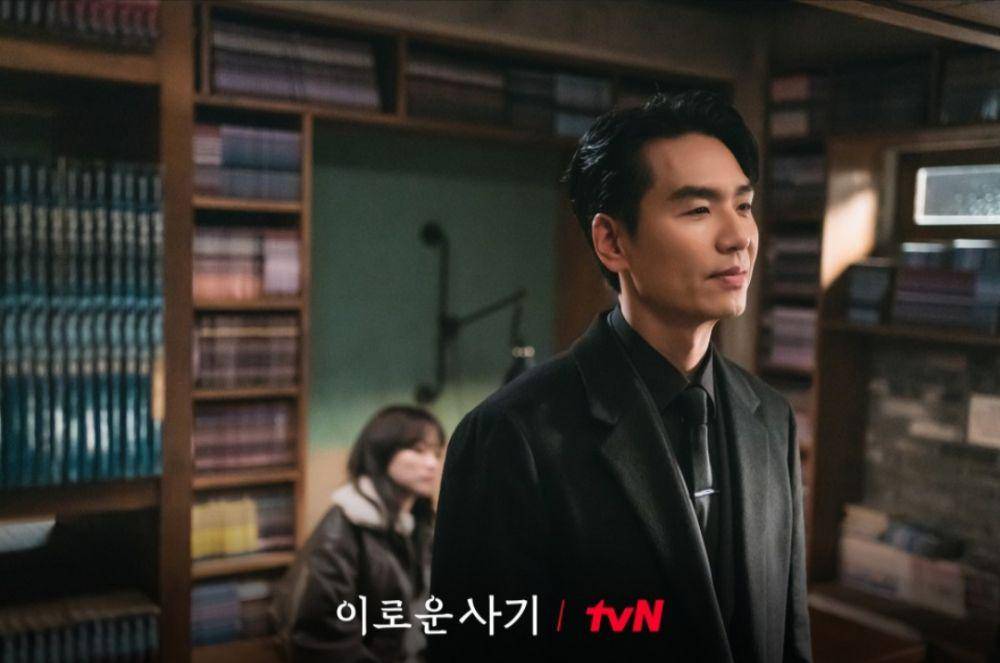 cuplikan Kim Tae Hoon di drakor Delightfully Deceitful (dok. tvN/Delightfully Deceitful)