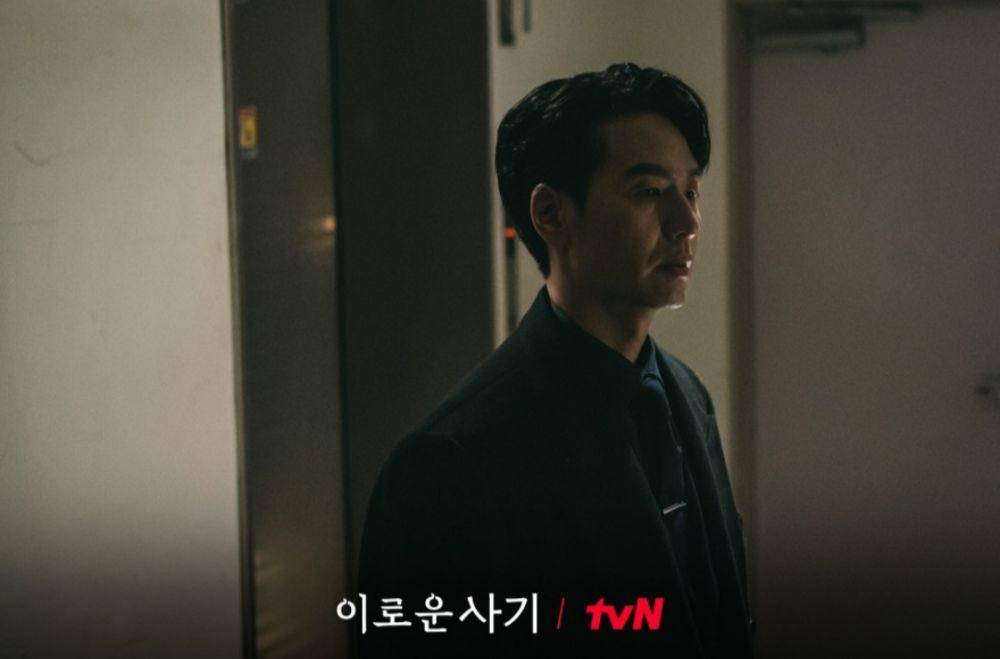 cuplikan Kim Tae Hoon di drakor Delightfully Deceitful (dok. tvN/Delightfully Deceitful)