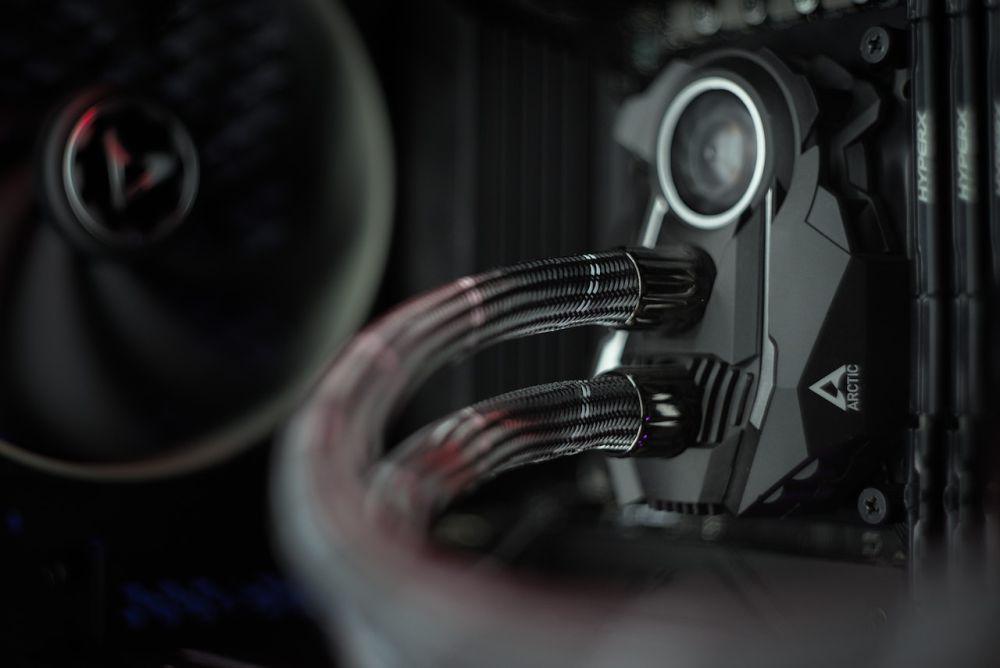 Benarkah PC dengan Liquid Cooler Mudah Bocor? Cek Faktanya!