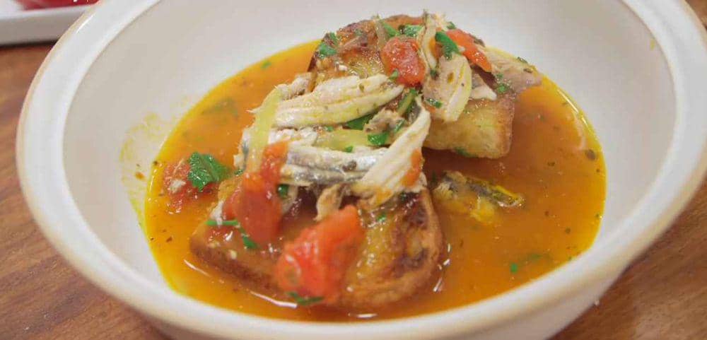 Resep Bagnun, Sup Teri Kuah Tomat ala Italia
