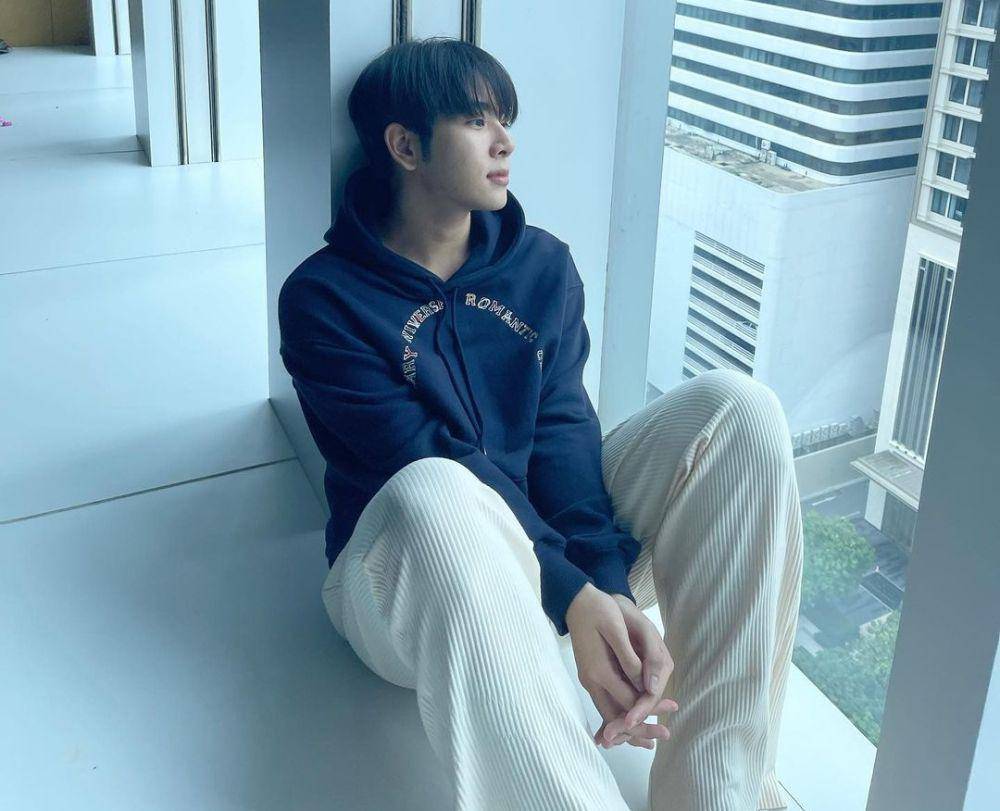 Mix Sahaphap (instagram.com/mixxiw)