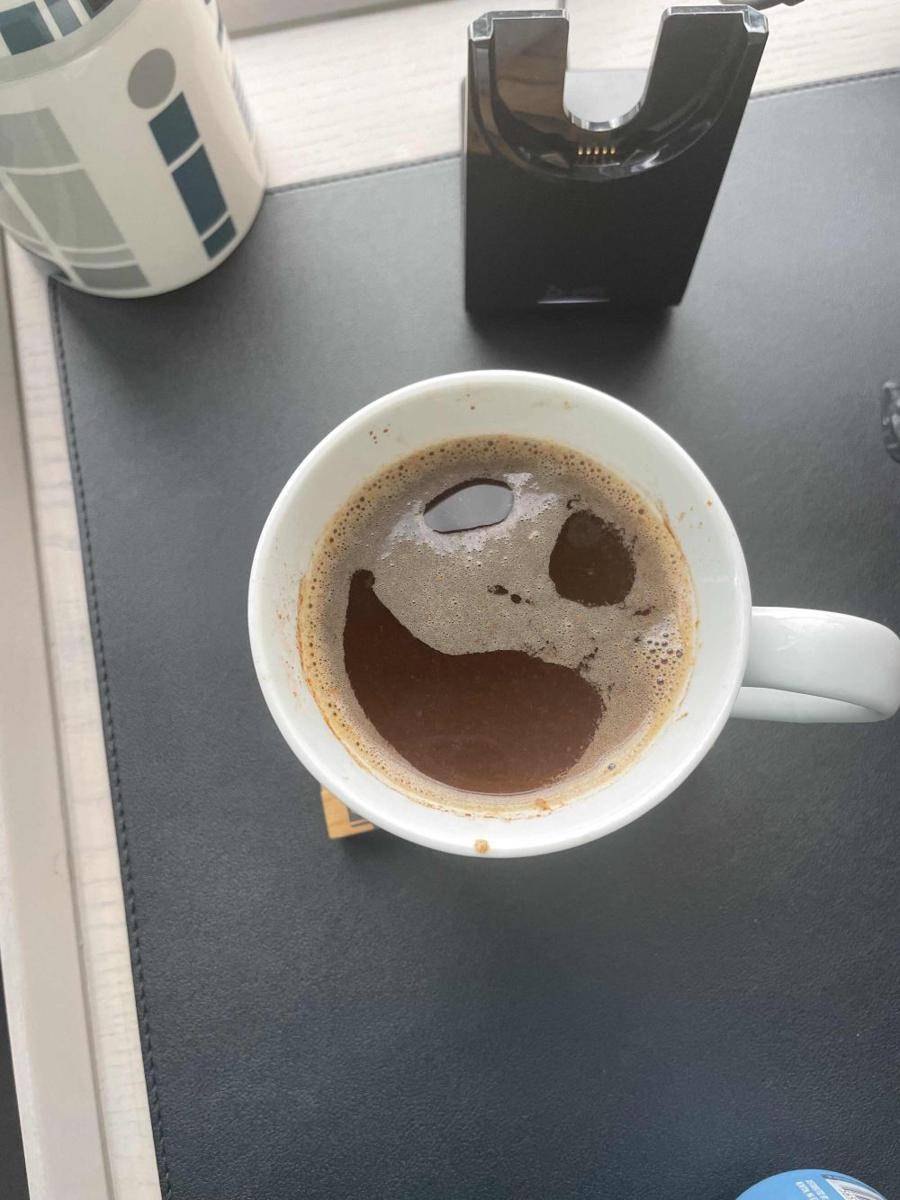 potret momen kocak pas pesan kopi (reddit.com/user/Still_Wrap_2032)